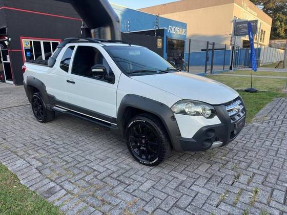 FIAT STRADA 1.8 MPI ADVENTURE CE 16V FLEX 2P MANUAL FIAT STRADA 1.8 MPI ADVENTURE CE 16V FLEX 2P MANUAL